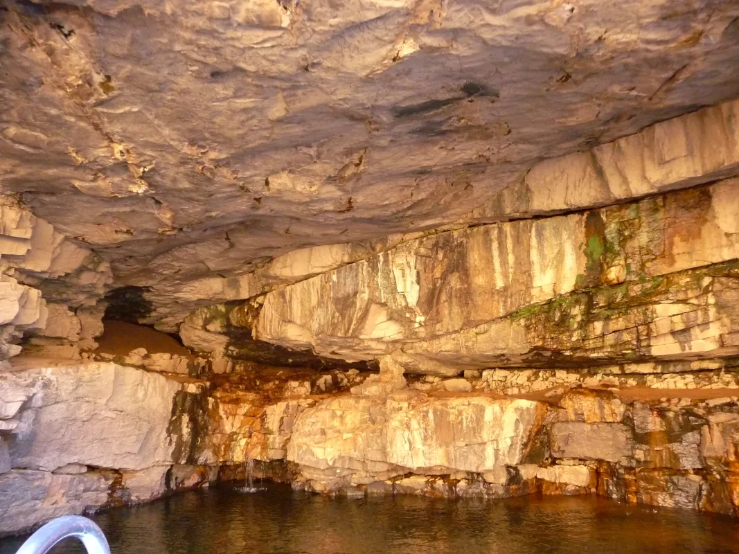 There are numerous spectacular caves in the limestone. Katherine, Australia