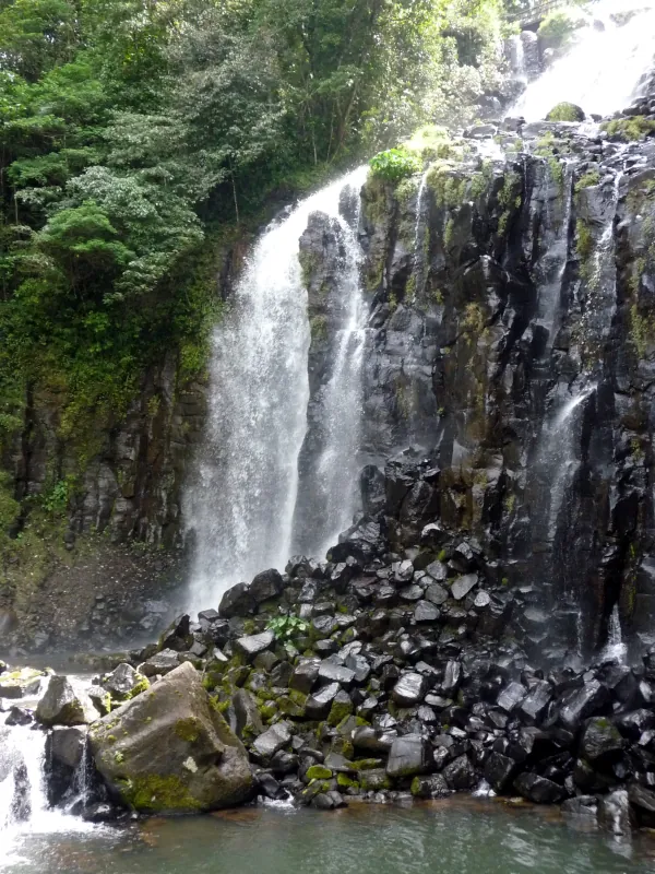 The Mungalli Falls are a short drive away from the Milla Milla.