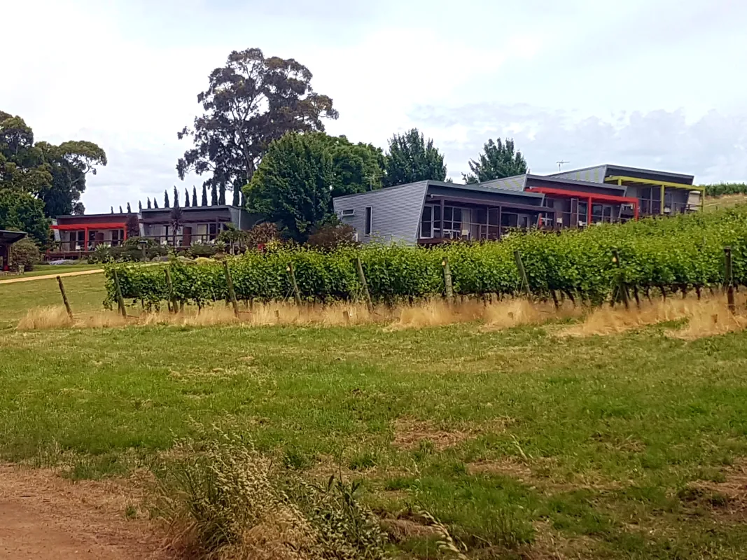 We could not travel further as planned and had to stay at the Longview Vineyard in the Adelaide hills. The staff were extremely helpful and provided the necessary food and wine.