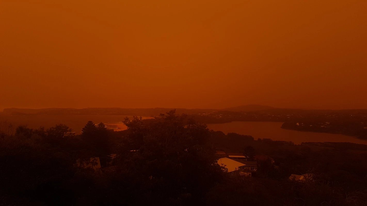 Bushfire December 2019, Wamberal Lagoon, NSW Australia 