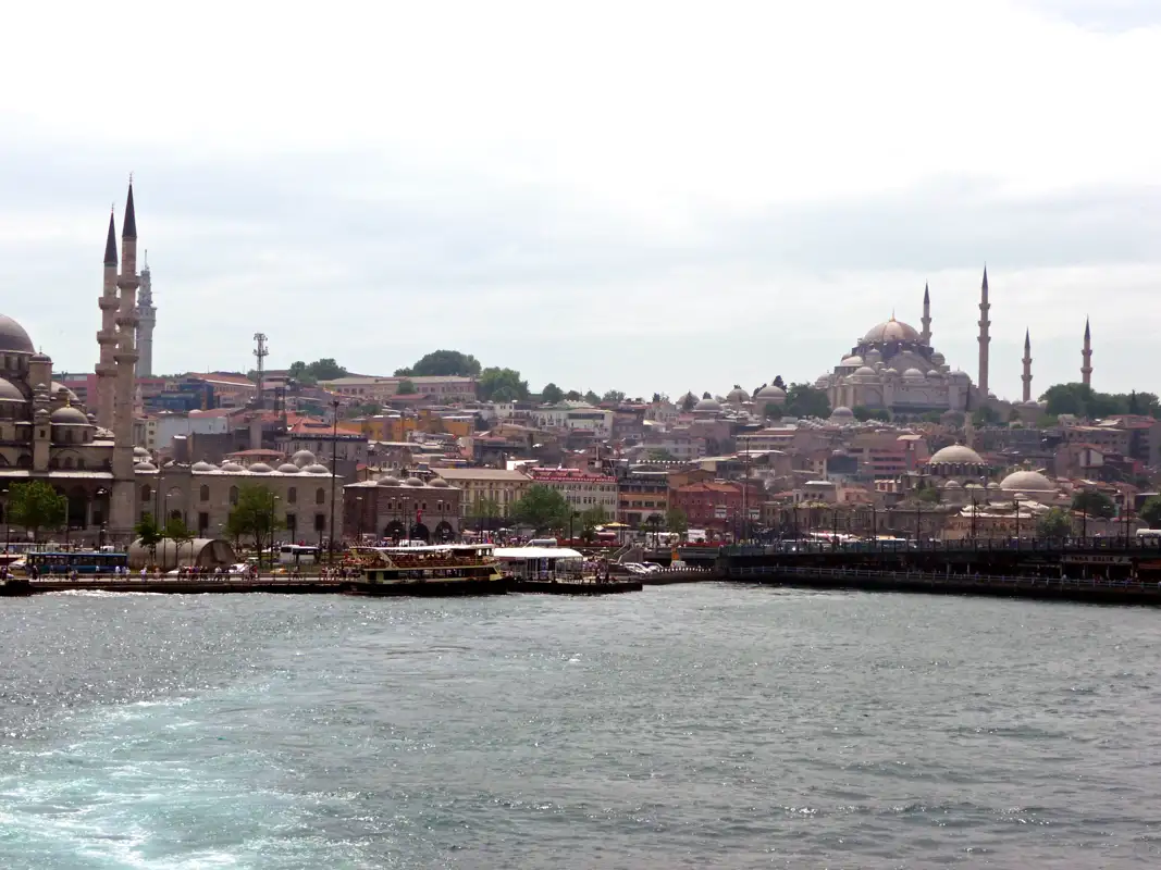 Finally, we did a 2-hour Bosphorus cruise from the Galata Bridge. It was great to see Istanbul from a new angle. On the cruise, we passed the great Dolmabahçe Palace. We also saw the Bosphorus Bridge. 