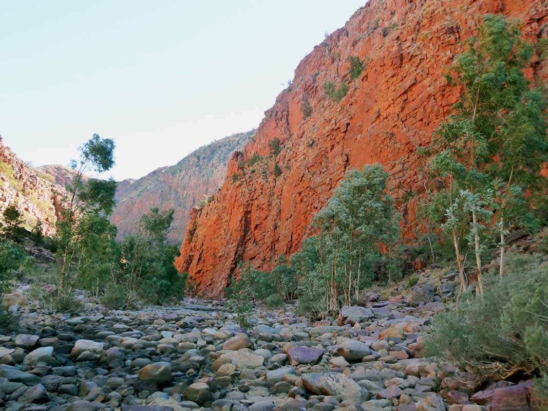 One of the best hiking trips in the Red Centre of Australia was the Ormiston Pound Trail
