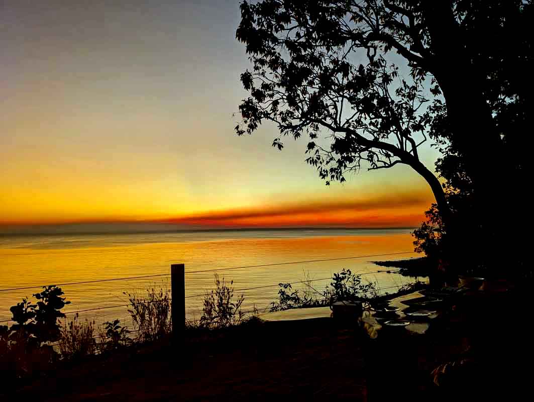 drive into Arnhem Land, we passed many bushfires which create spectacular sunsets