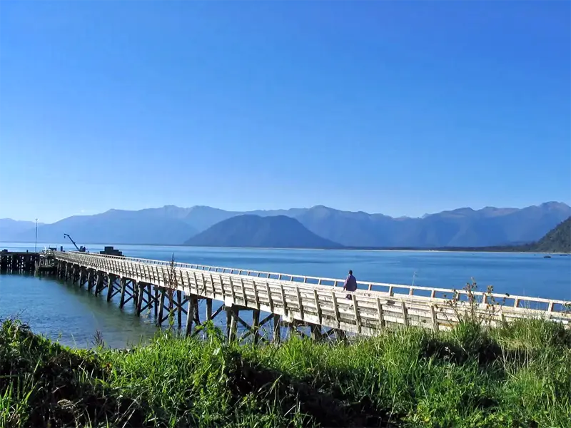 Before heading off to Lake Wanaka, we did the Hapuka Estuary Walk, which is an easy, lovely walk if you can fight off the sandflies. New Zealand