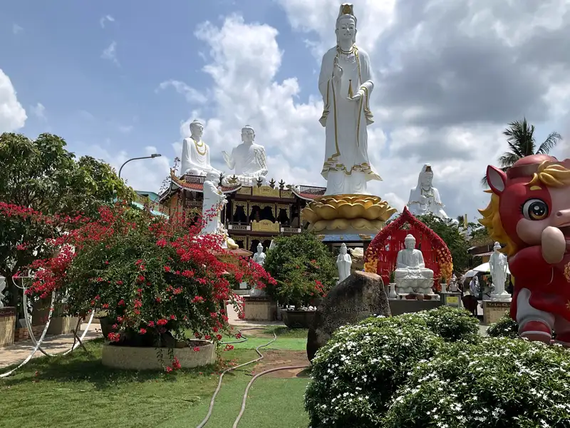 Quan Am Buddha Garden