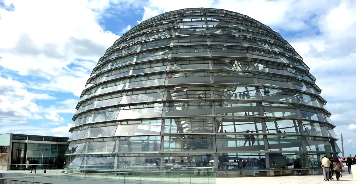 glass dome german parliament house Berlin